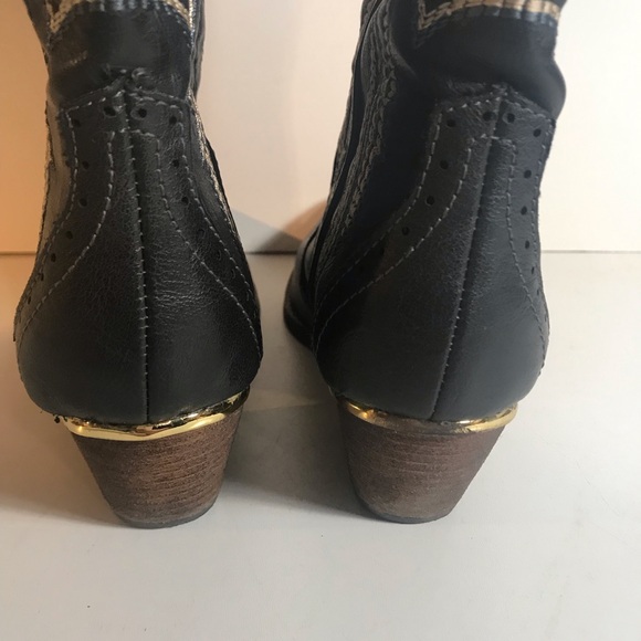 Very Volatile Raspy Western Faux Black Leather Embroidered Boots Size 7 - Picture 5 of 15